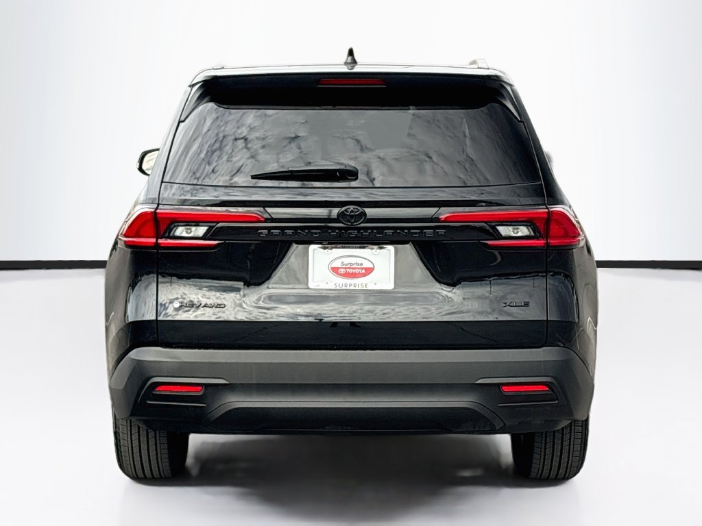 Thumbnail: 2024 Toyota Grand Highlander - 6