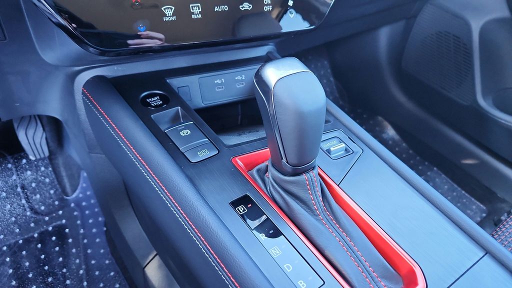 2025 Nissan Kicks