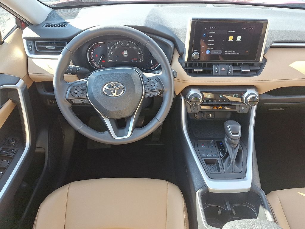 Thumbnail: 2023 Toyota RAV4 - 12