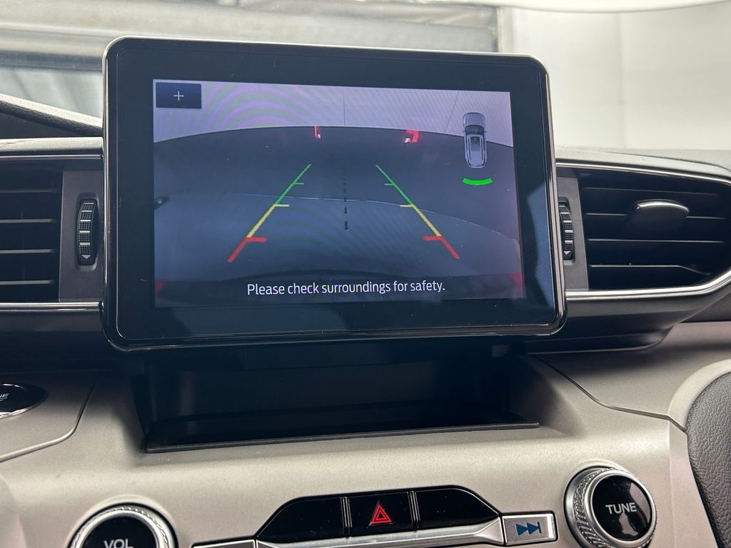 Used 2021 Red Ford XLT image 21