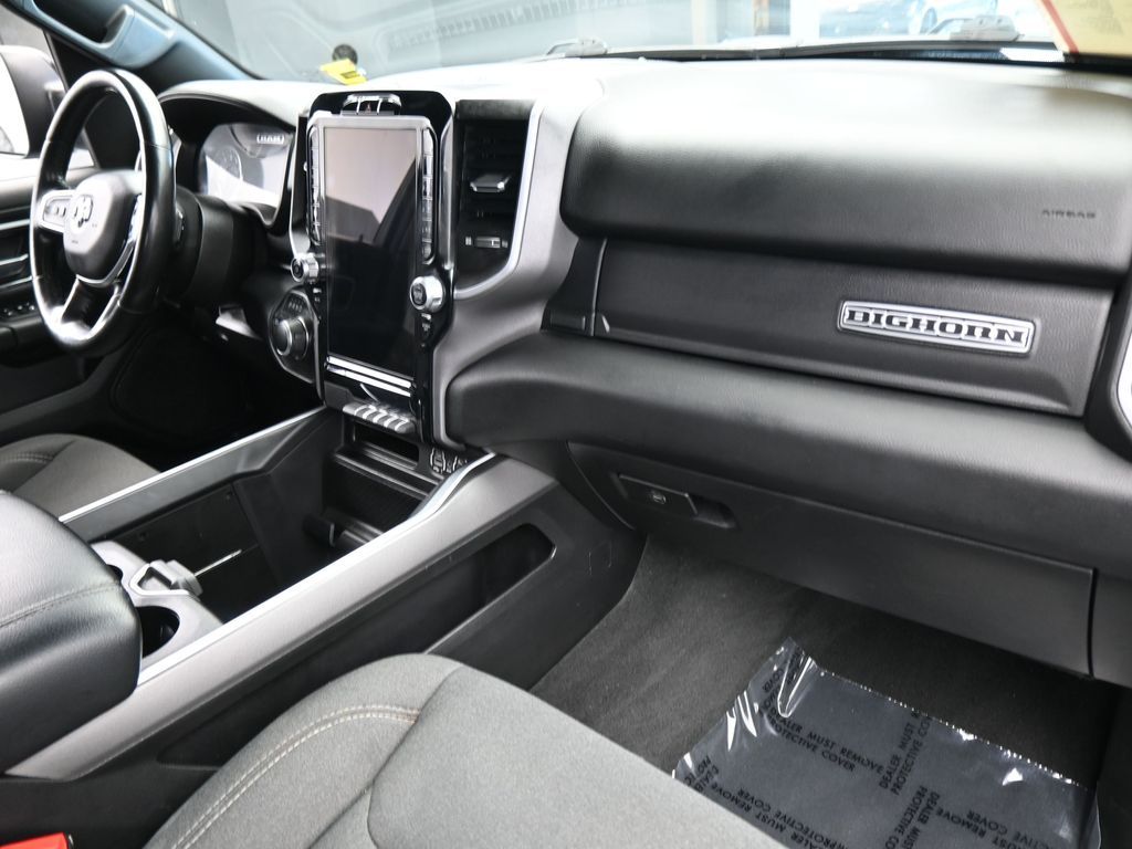 Used 2021 Diamond Black Crystal Pearlcoat Ram Big Horn/Lone Star image 41