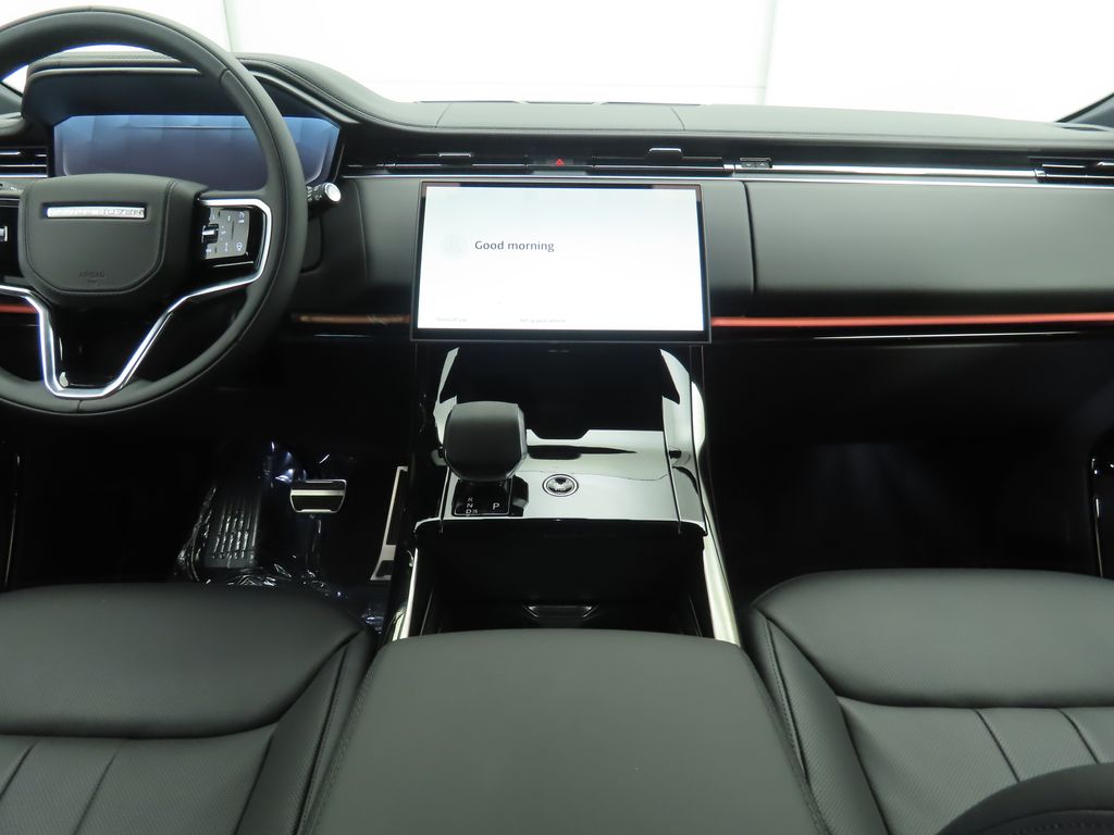 Thumbnail: 2025 Land Rover Range Rover Sport - 14