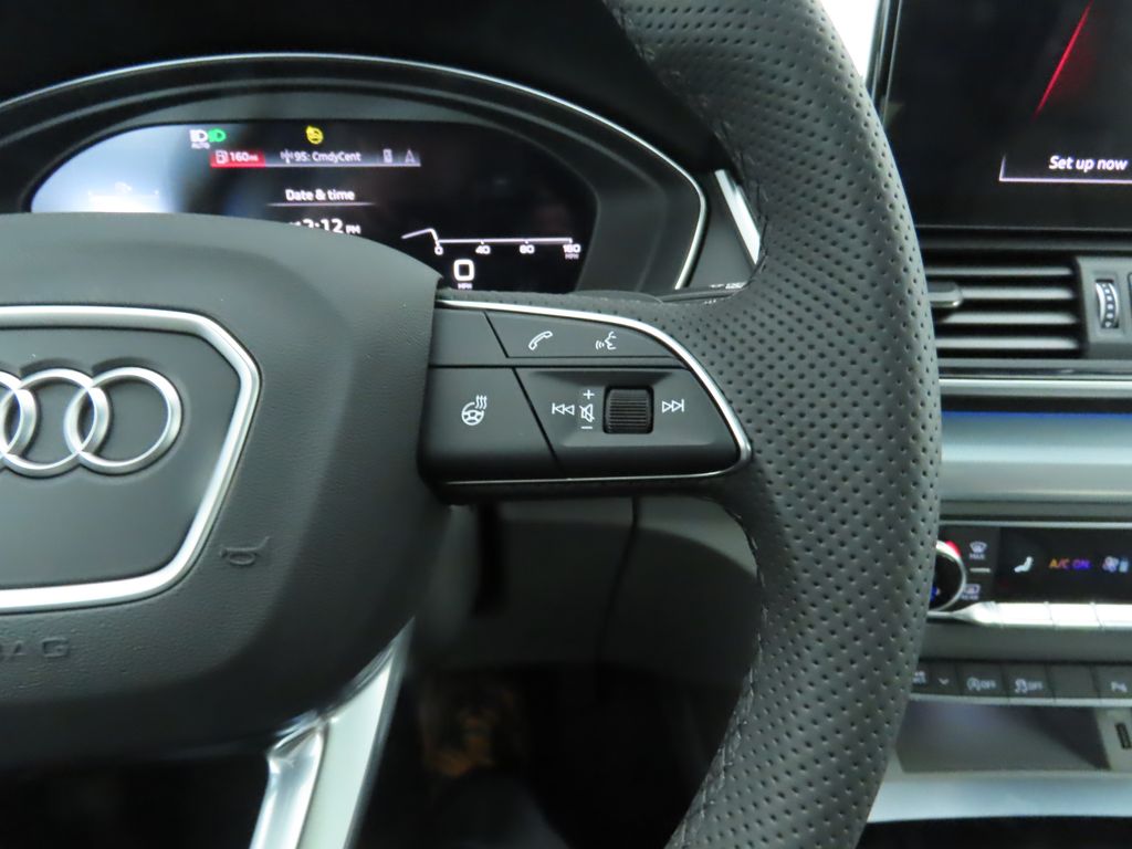 Thumbnail: 2025 Audi Q5 - 13