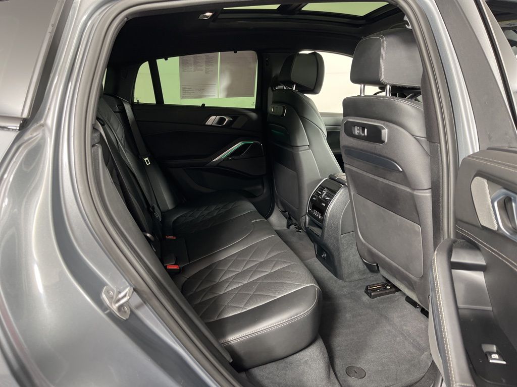 Thumbnail: 2024 BMW X6 - 9