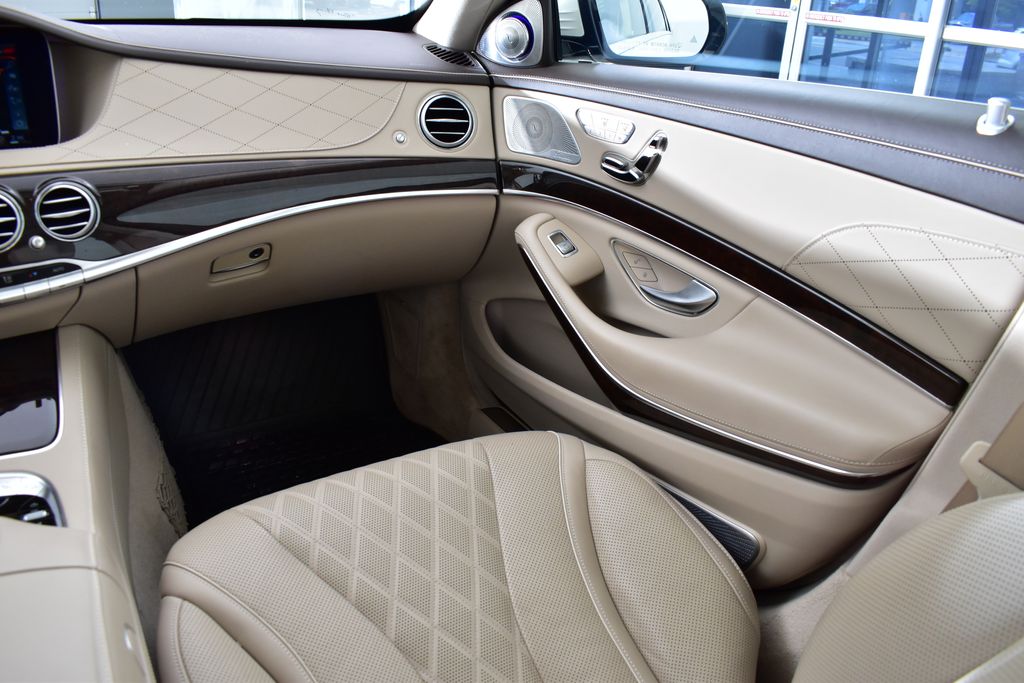 Thumbnail: 2020 Mercedes-Benz S-Class - 30
