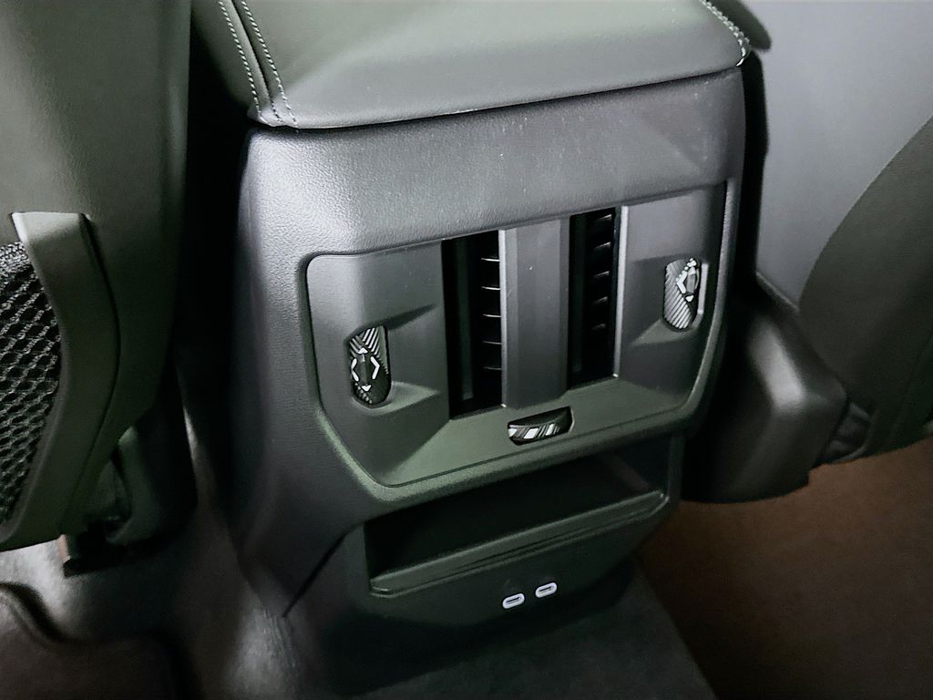 Thumbnail: 2026 BMW X3 - 18