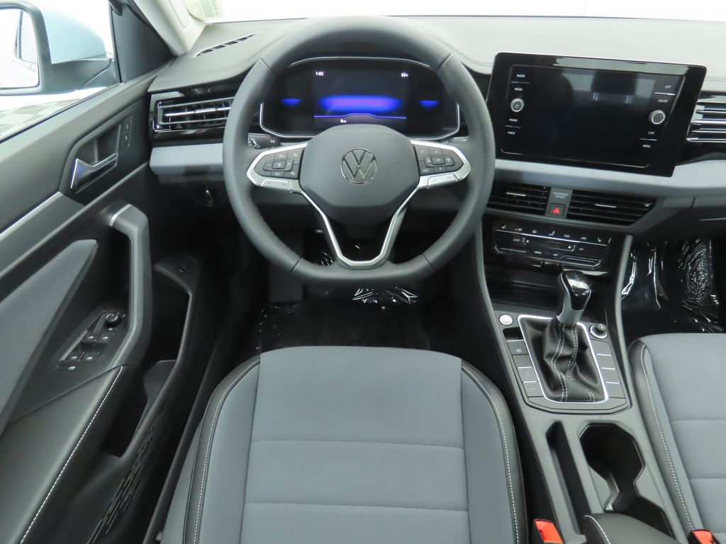 Thumbnail: 2026 Volkswagen Jetta - 10