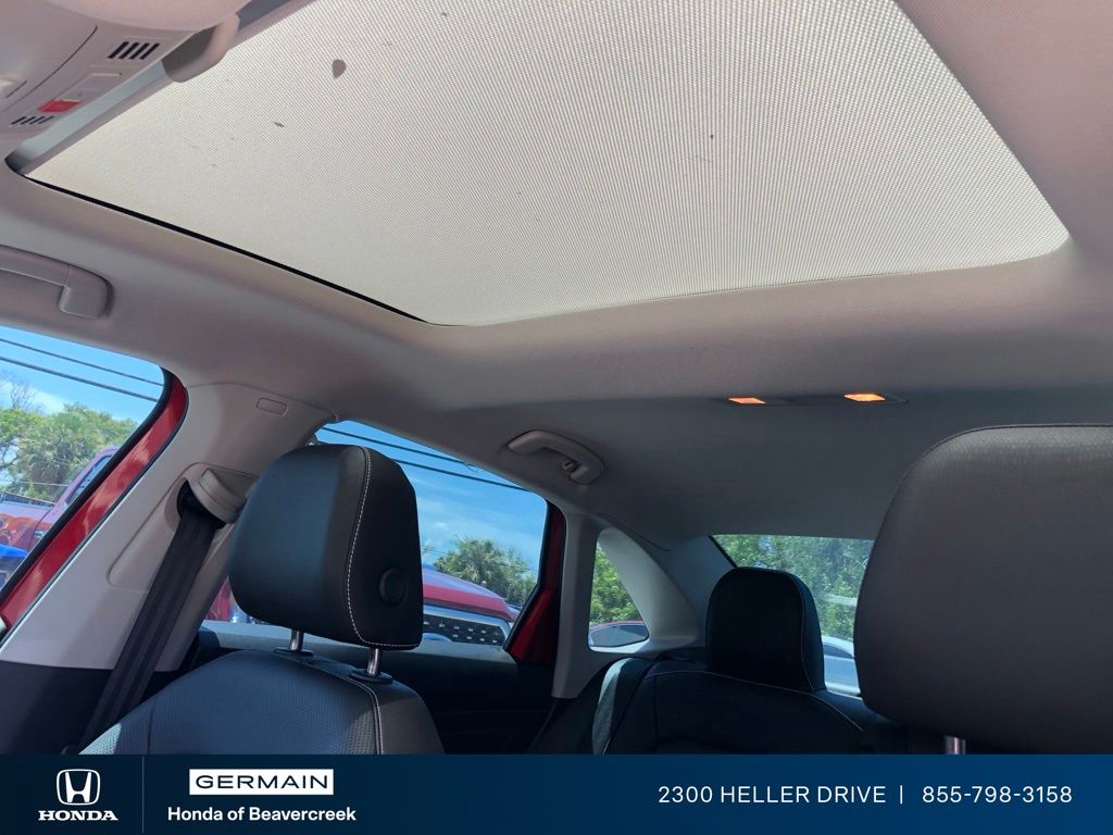 Used 2023 Red Volkswagen 1.5T SEL image 7