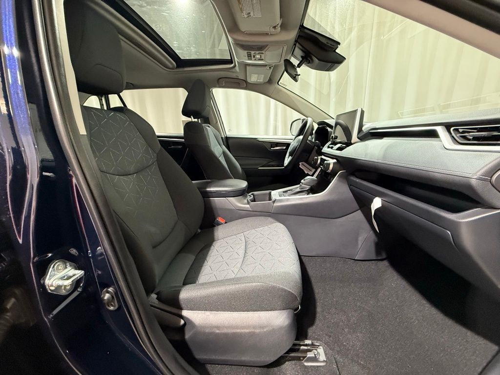 Thumbnail: 2025 Toyota RAV4 - 23