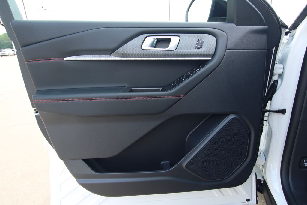 New 2026 Ford Explorer SUV