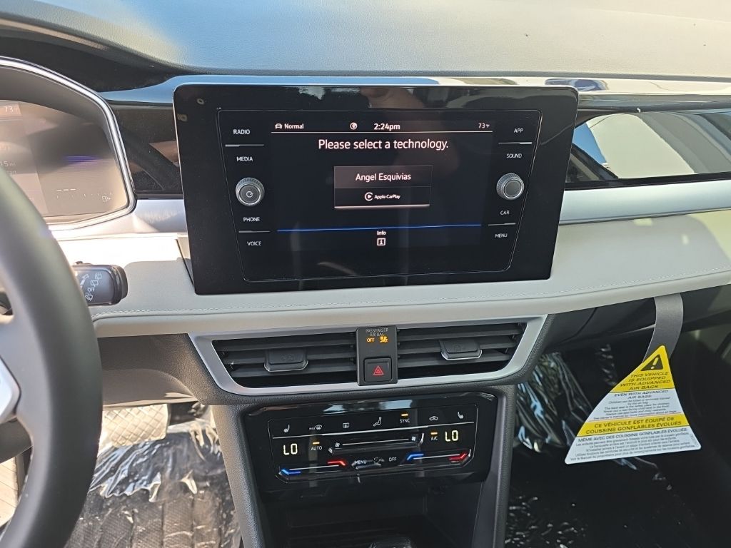2026 Volkswagen Taos 1.5T SE Gray at Sutliff Volkswagen