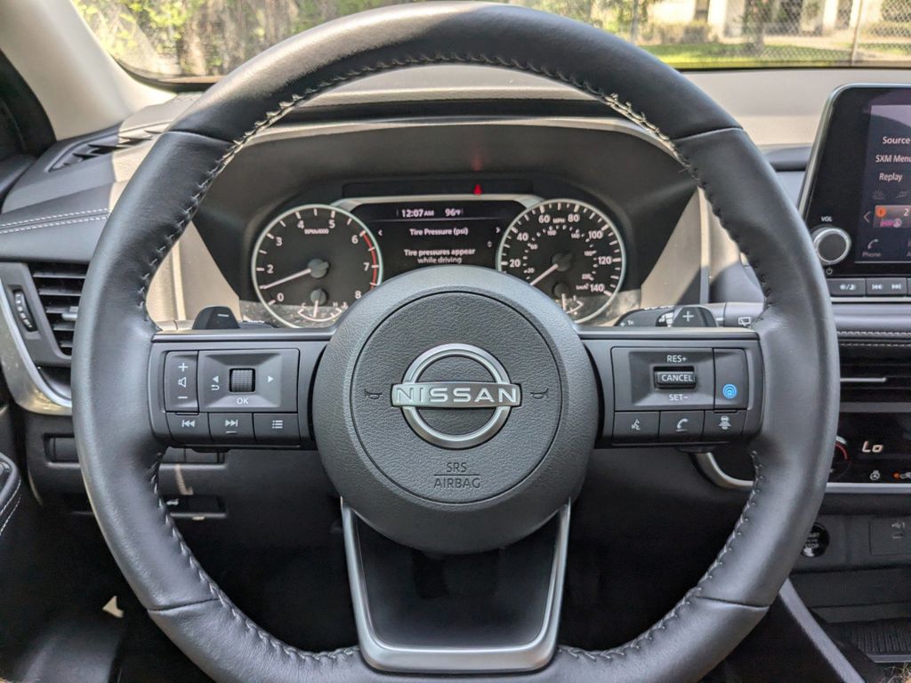 2024 Nissan Rogue SV