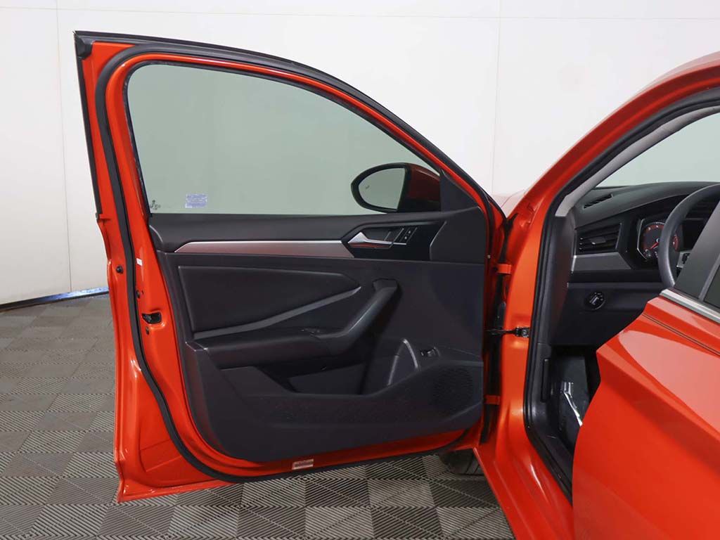 Used 2019 Orange Volkswagen 1.4T S image 15