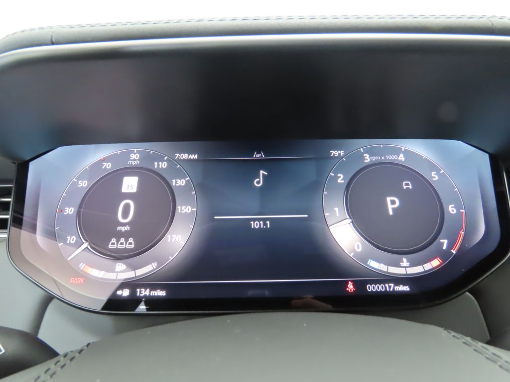 Thumbnail: 2025 Land Rover Range Rover Sport - 32