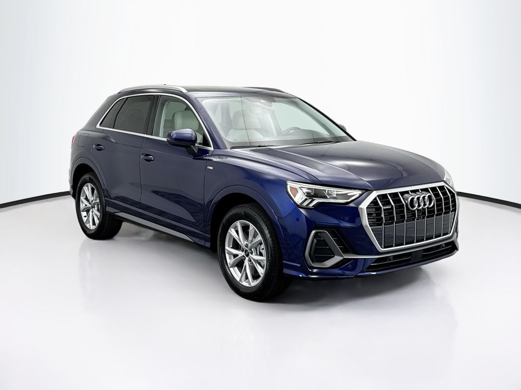 Thumbnail: 2025 Audi Q3 - 3