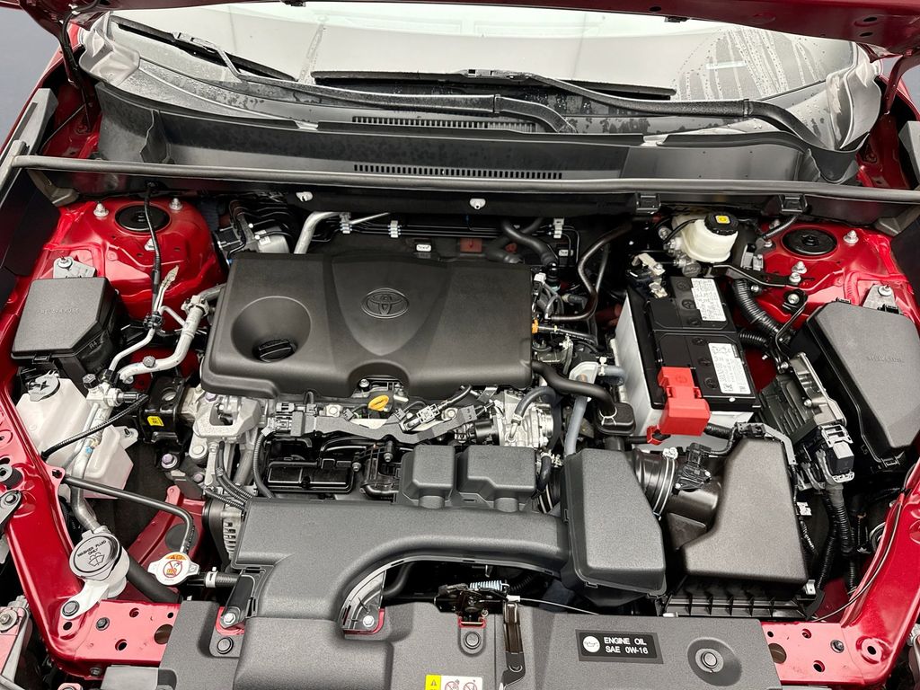 Thumbnail: 2022 Toyota RAV4 - 25