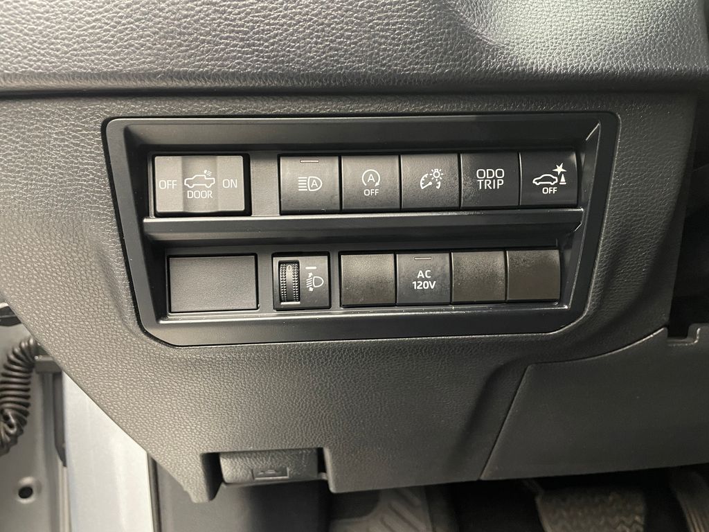 Thumbnail: 2023 Toyota Tundra - 20