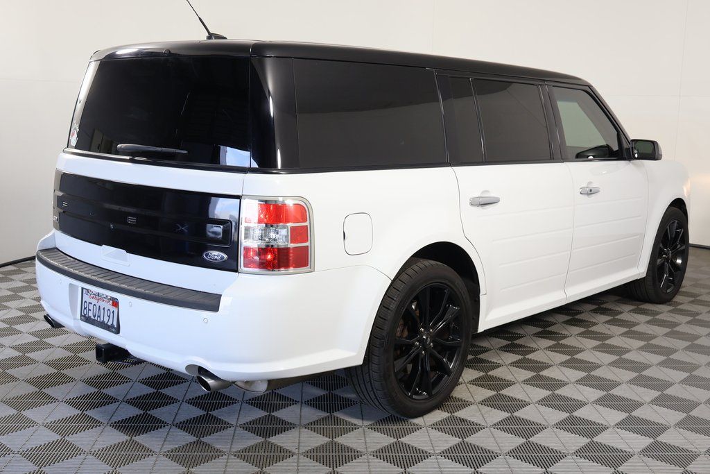 Thumbnail: 2018 Ford Flex - 3