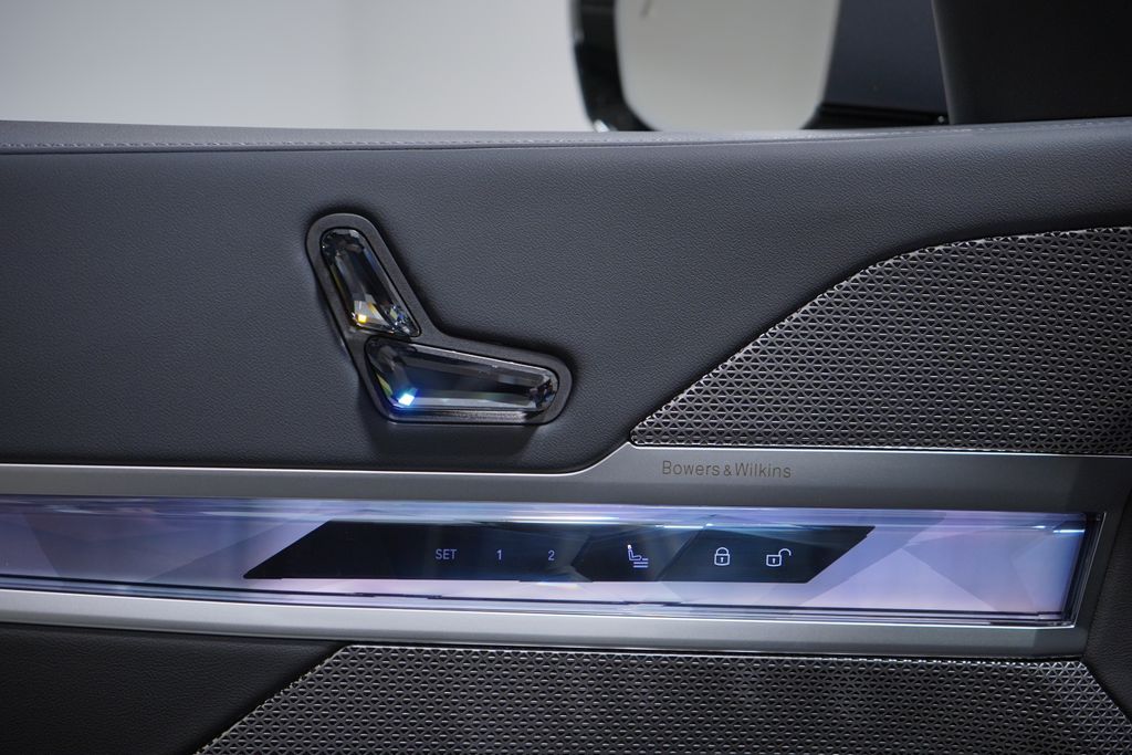 Thumbnail: 2026 BMW 7 Series - 11