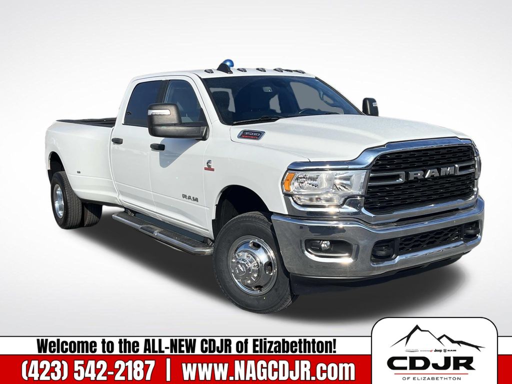2024 RAM 3500 Big Horn Crew Cab LB DRW 4WD