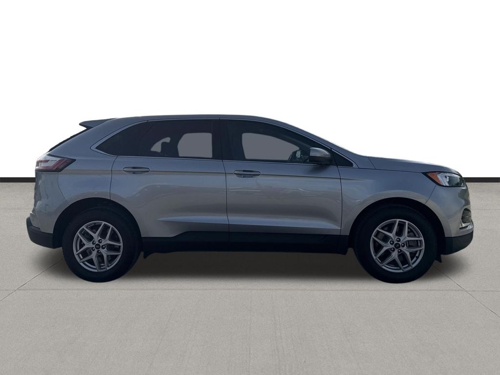 2022 Ford Edge SEL Silver at Martin Chrysler Dodge Jeep Ram