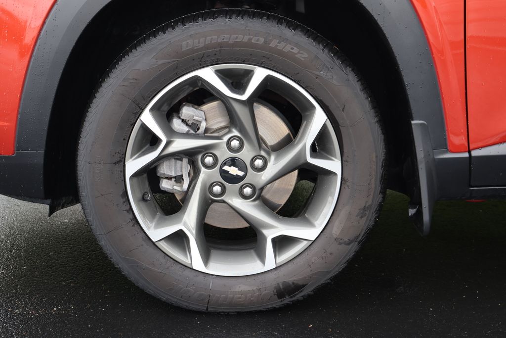 2024 Chevrolet Trax LT 11