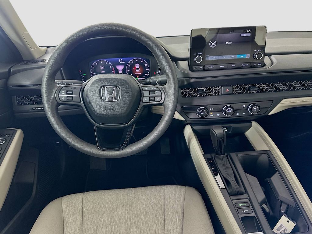 Thumbnail: 2025 Honda Accord - 18