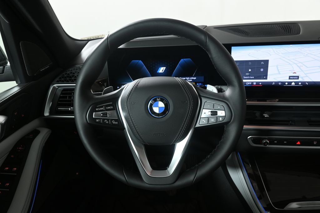 Thumbnail: 2026 BMW X5 - 17