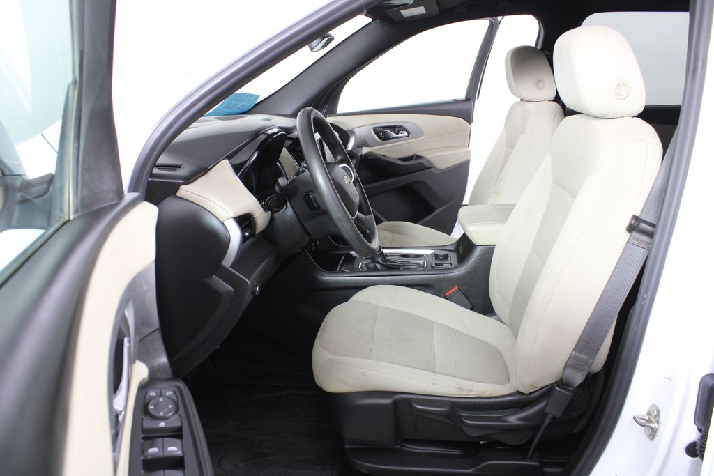 Used 2022 Chevrolet Traverse for sale in 