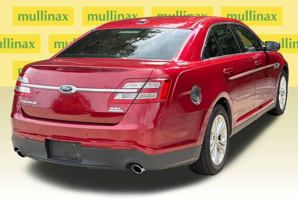 Used 2015 Red Ford SEL image 4