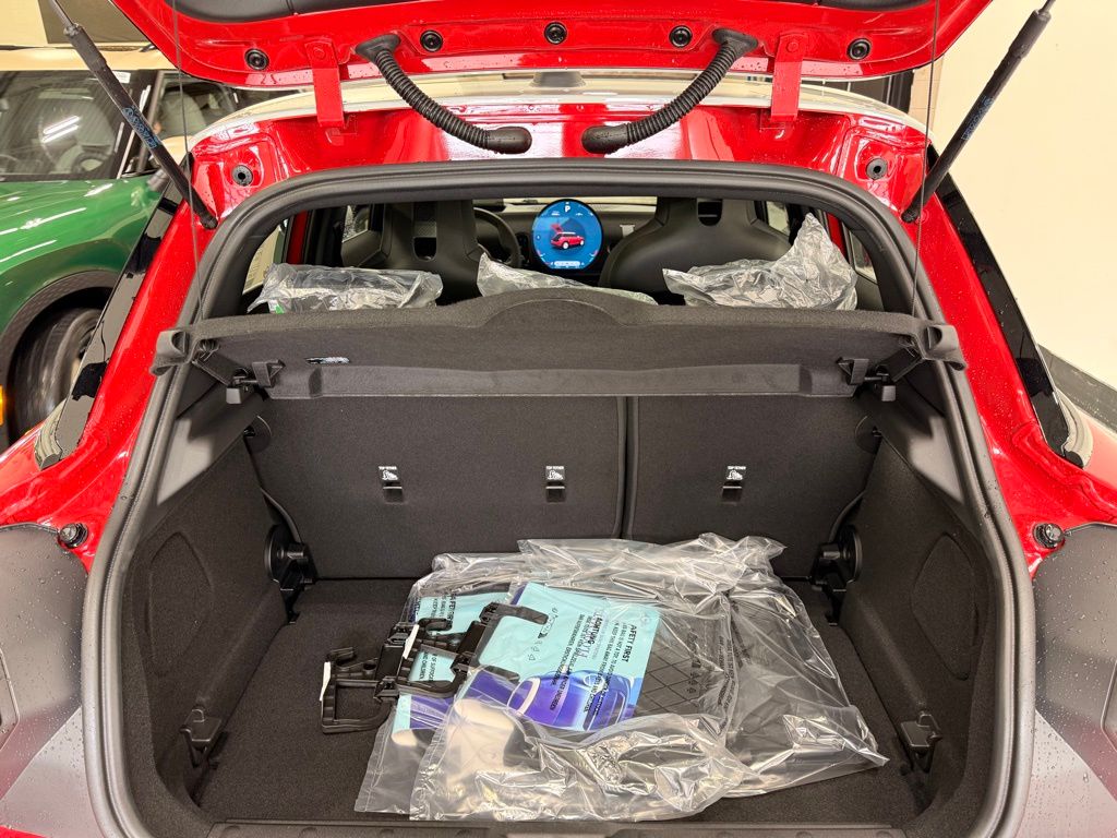 Thumbnail: 2026 MINI Cooper - 22