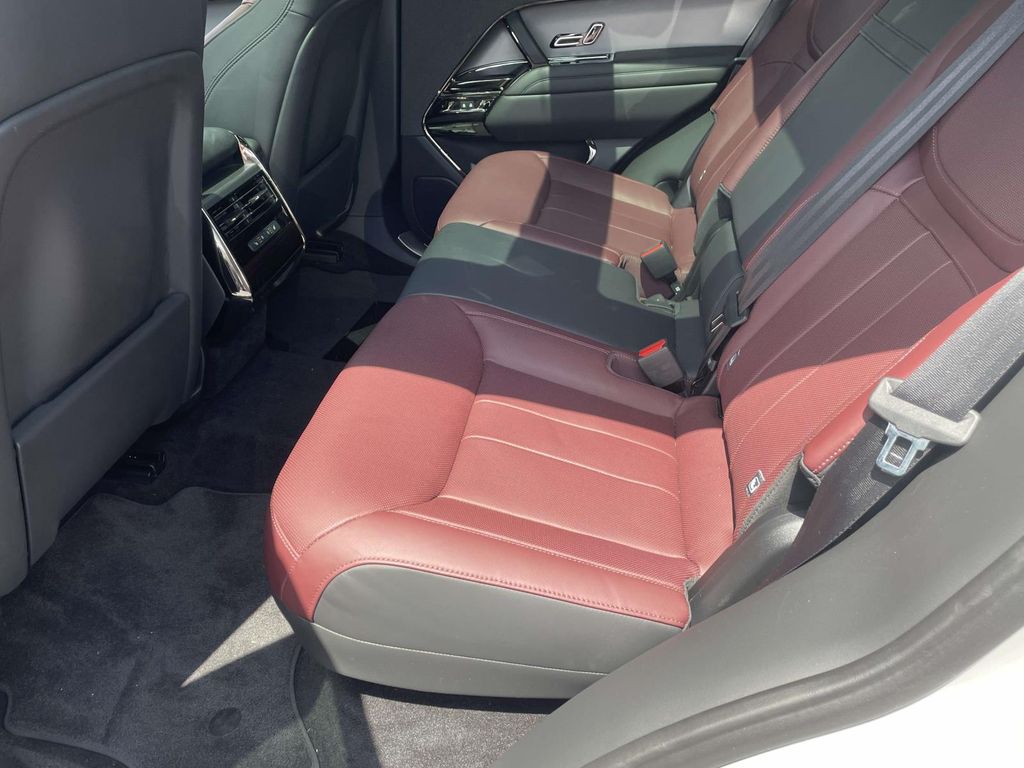 Certified Used 2023 Red Land Rover SE Dynamic image 16