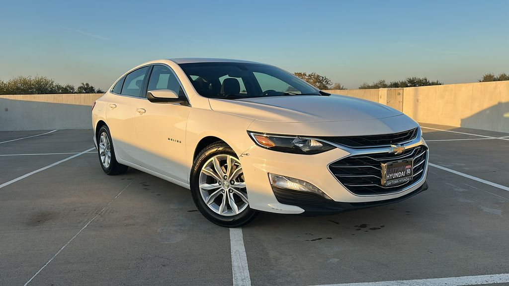 2020 Chevrolet Malibu LT White at Emmons Autoplex