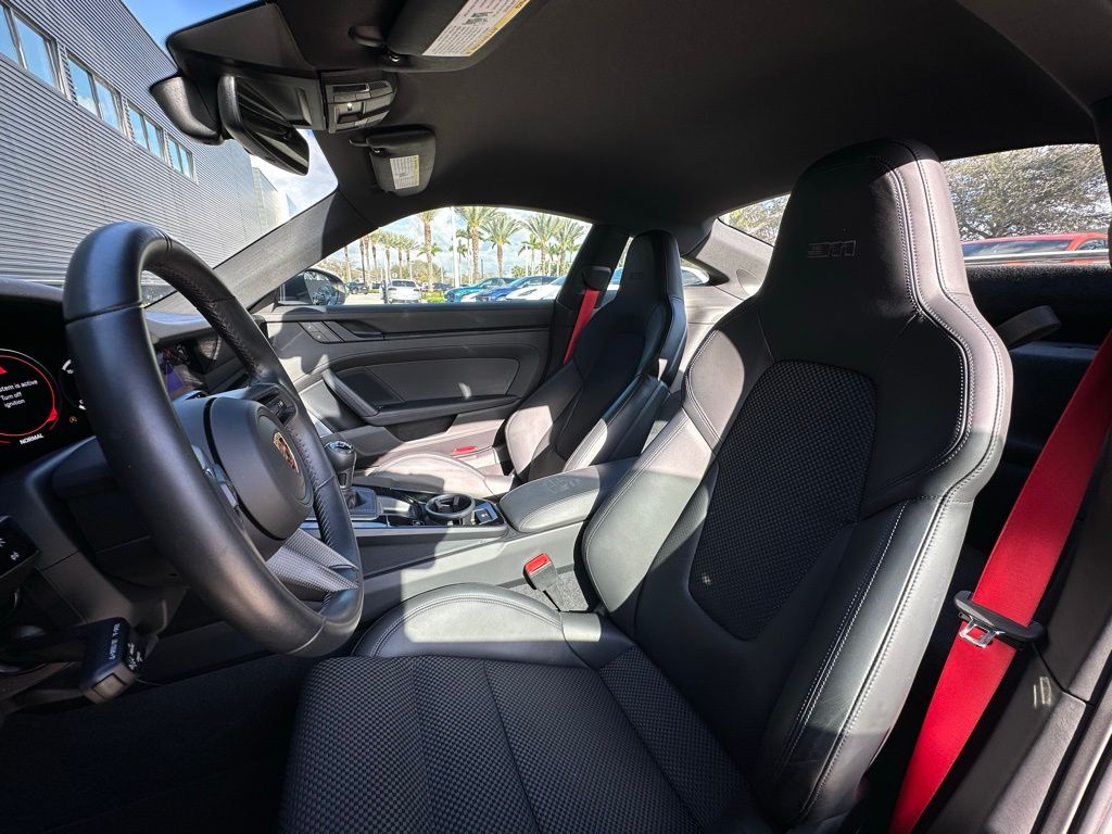 Thumbnail: 2023 Porsche 911 - 5