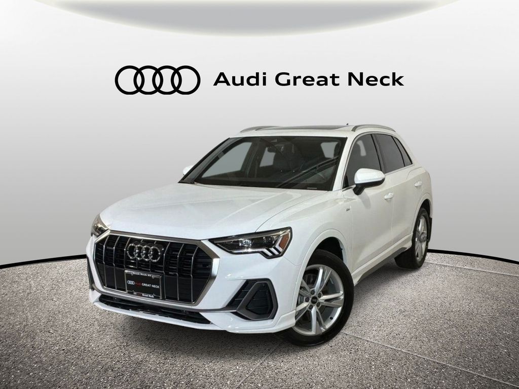  2023 Audi Q3 quattro Premium S Line 45 TFSI   