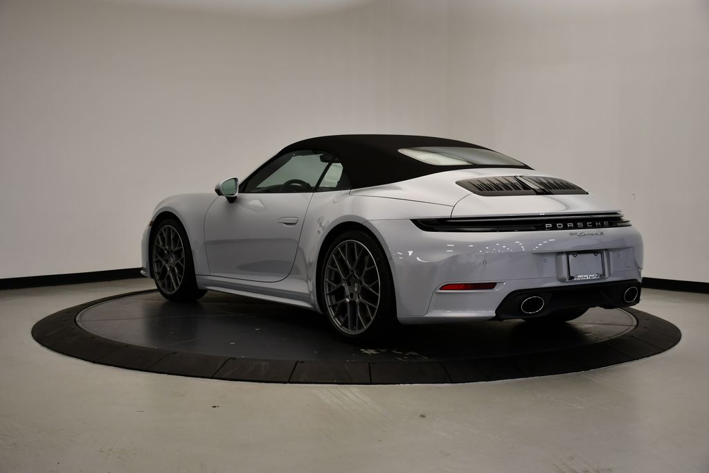 Thumbnail: 2026 Porsche 911 - 3