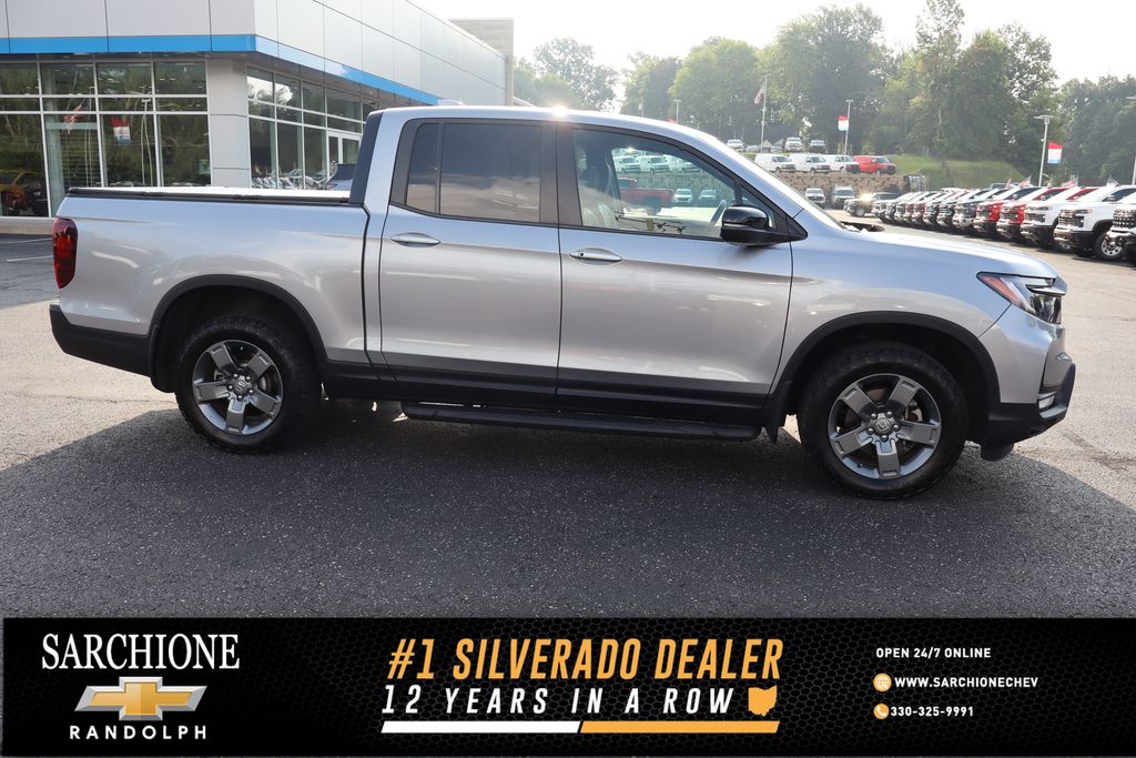 Silver 2024 Honda Ridgeline Pickup Truck All-Wheel Drive 9-Speed Automatic
