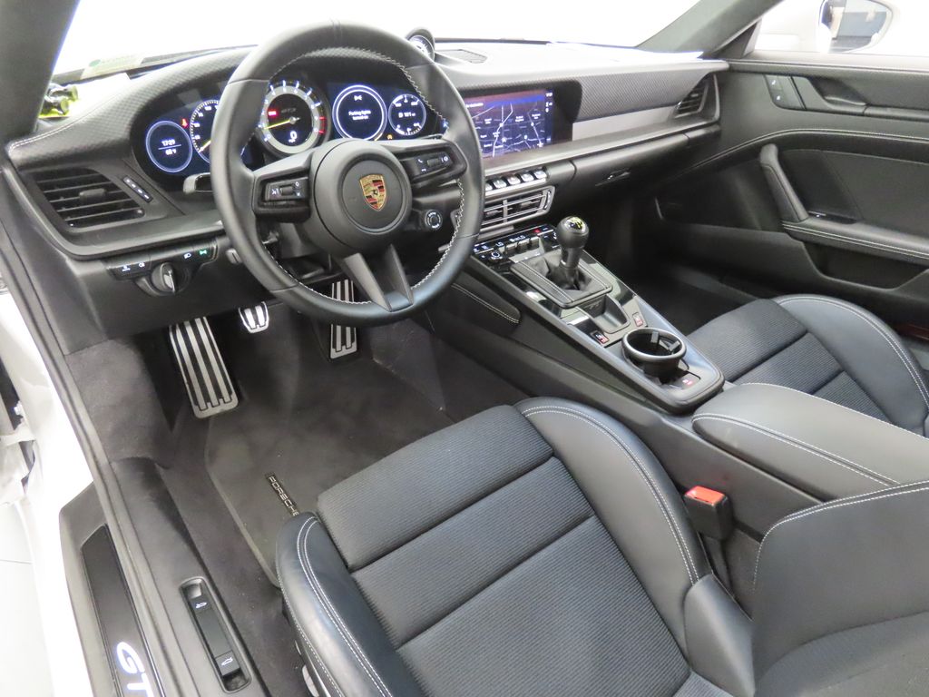 Thumbnail: 2023 Porsche 911 - 4