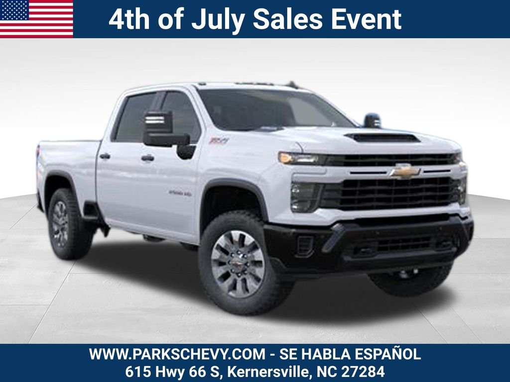 Summit White 2026 Chevrolet Silverado 2500HD Pickup Truck Four-Wheel Drive Automatic