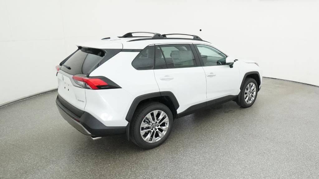 Thumbnail: 2025 Toyota RAV4 - 17