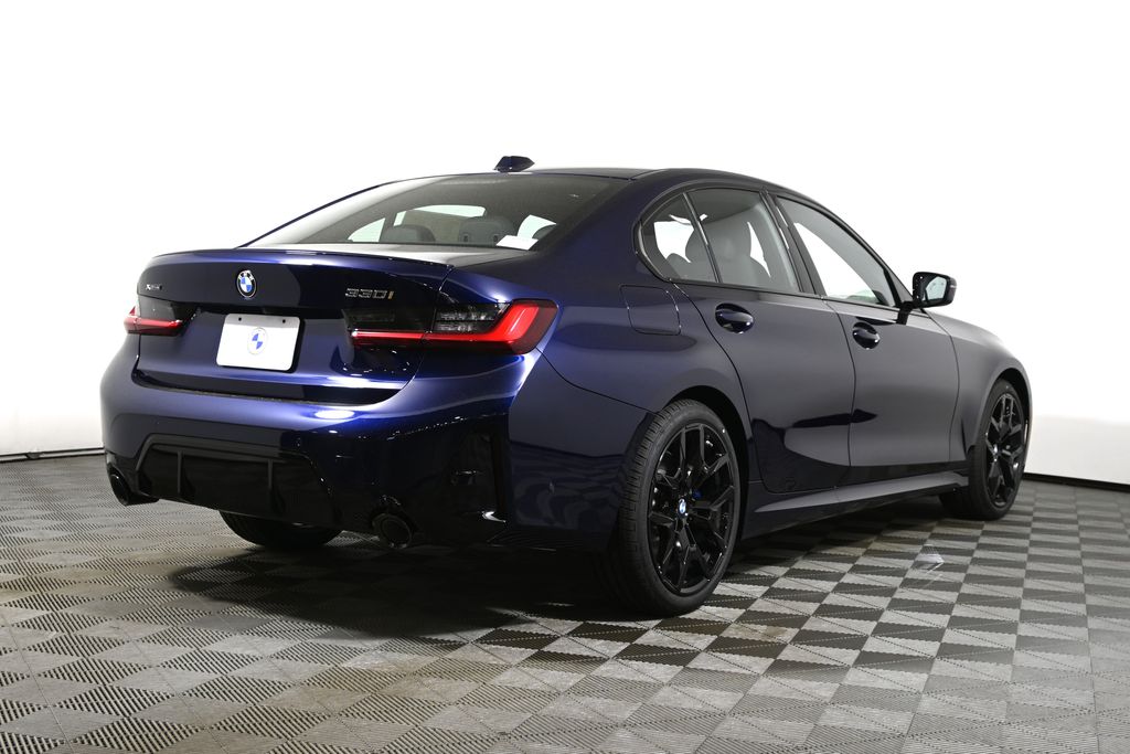 Thumbnail: 2026 BMW 3 Series - 7