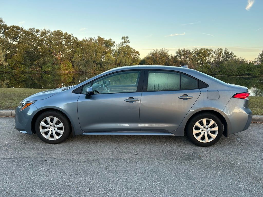 Thumbnail: 2025 Toyota Corolla - 3