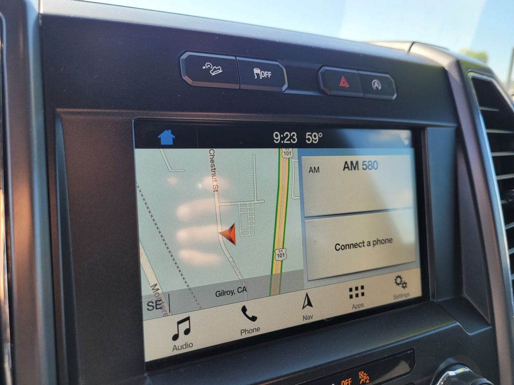 Used 2018 Red Ford XLT image 29