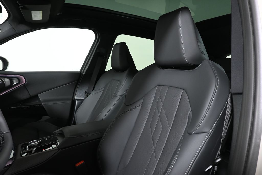 Thumbnail: 2026 BMW X3 - 16