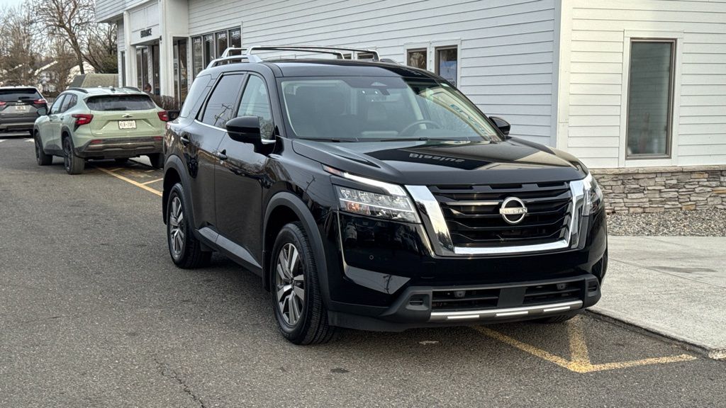 Super Black 2023 Nissan Pathfinder SL 4WD SUV / Crossover All-Wheel Drive 9-Speed Automatic