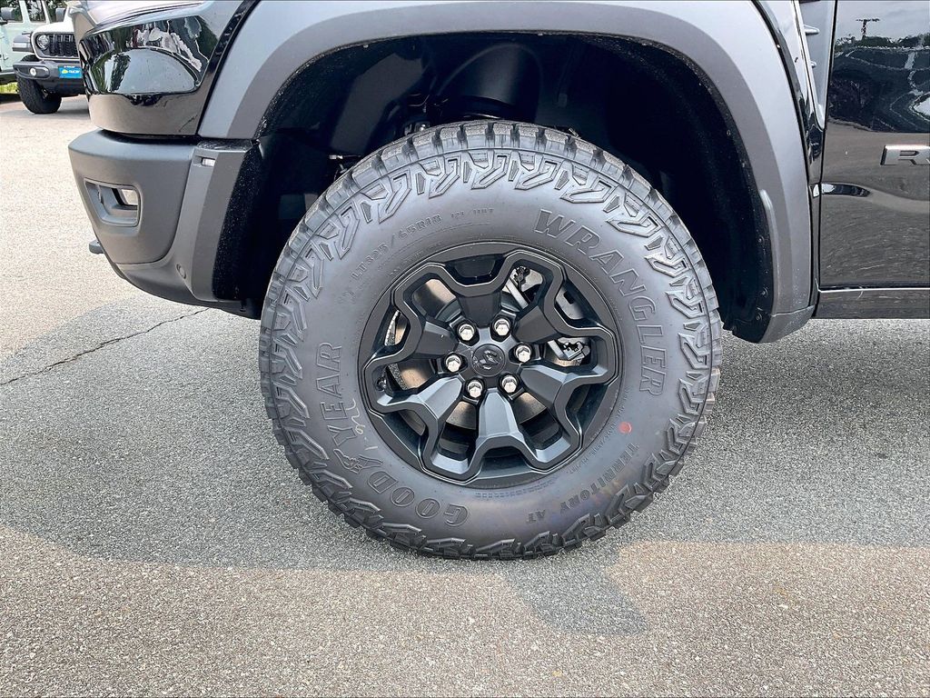 2026 Ram 1500 — photo 8