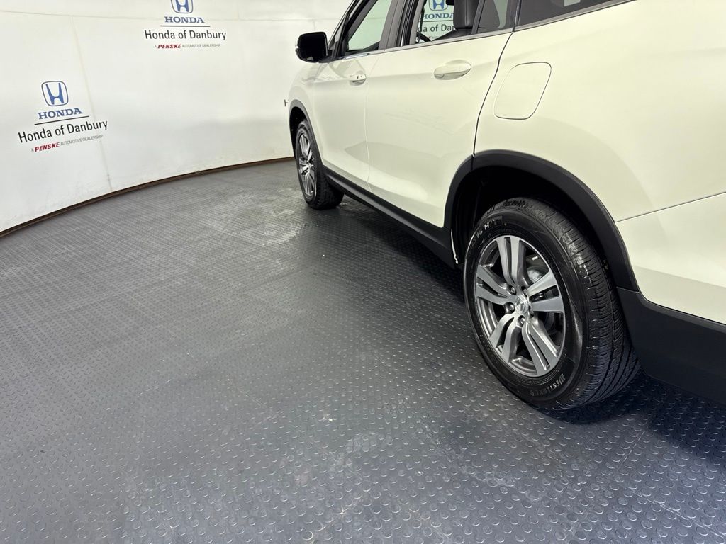 Thumbnail: 2018 Honda Pilot - 11