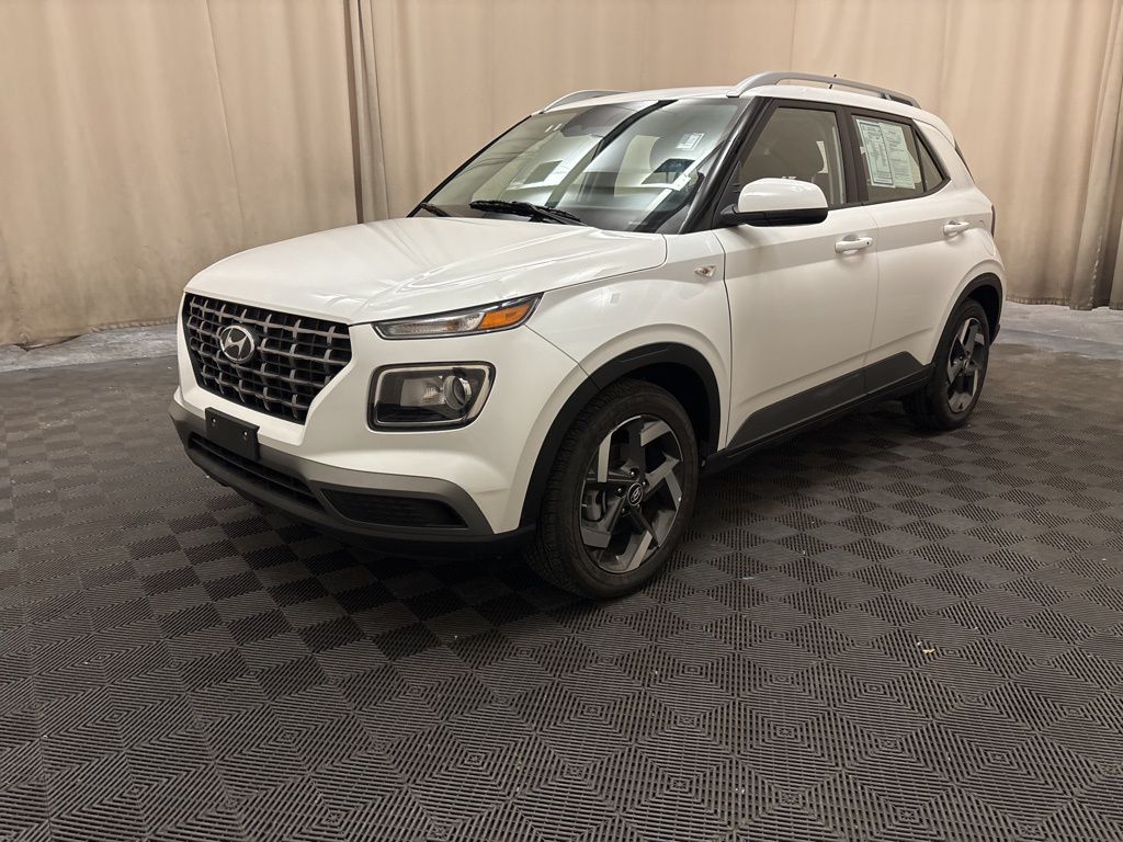 2025 Hyundai Venue SEL FWD