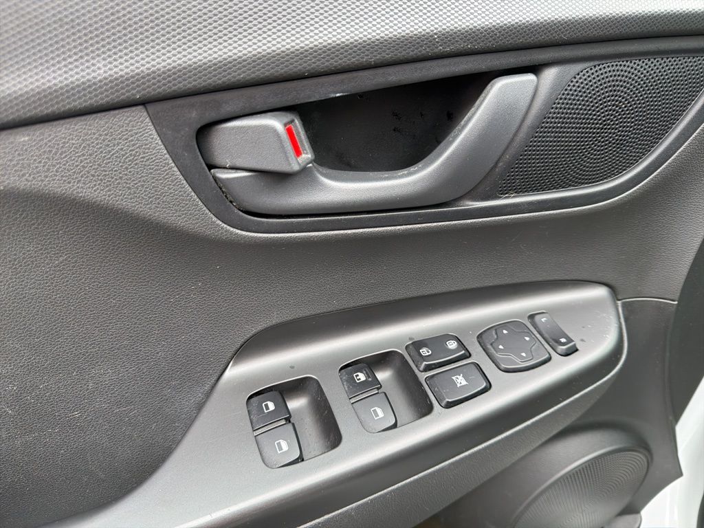 Thumbnail: 2019 Hyundai Kona - 26