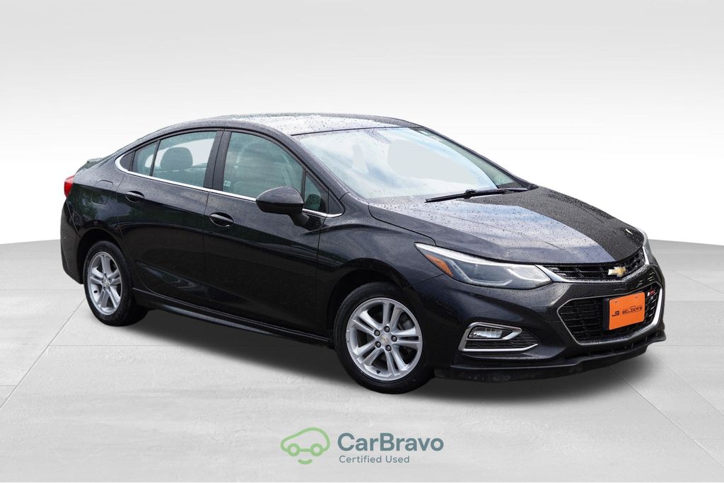 Mosaic Black Metallic 2017 Chevrolet Cruze Sedan Front-Wheel Drive 6-Speed Automatic